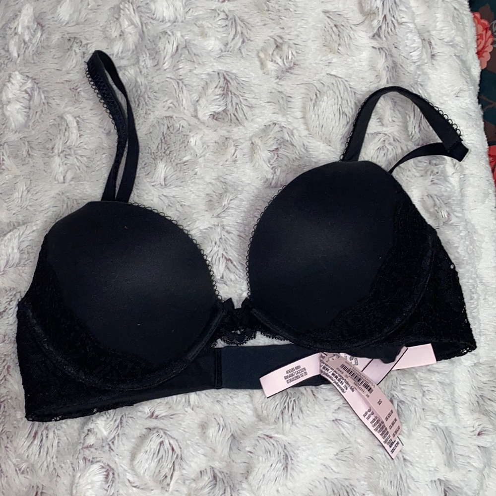 NWT VS Bras